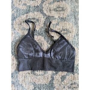 Lululemon Ebb To Street Bra Size 4 Pristine Condition